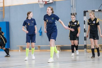 Bild 60 - C-Juniorinnen 3 Loewinnen Cup